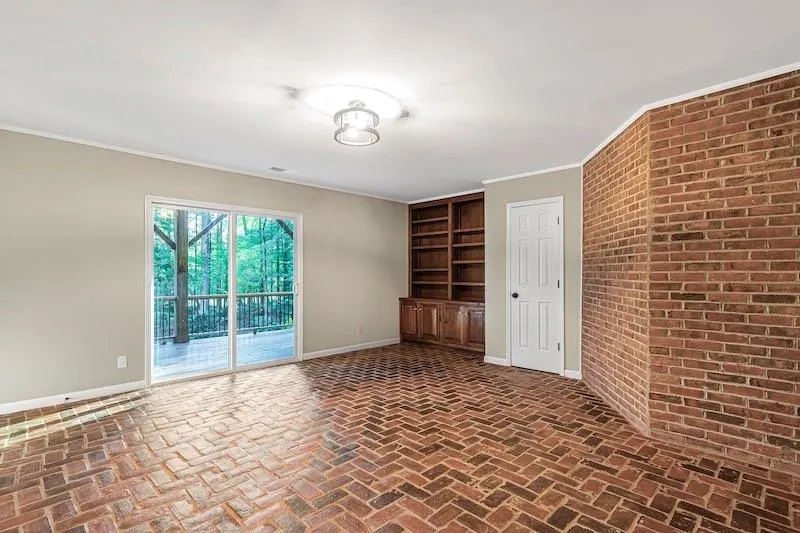 770 River Gate Drive, Atlanta, Georgia 30350, 5 Bedrooms Bedrooms, ,2 BathroomsBathrooms,Residential,Sold,770 River Gate Drive,7473577