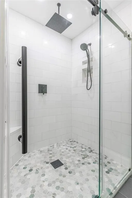 770 River Gate Drive, Atlanta, Georgia 30350, 5 Bedrooms Bedrooms, ,2 BathroomsBathrooms,Residential,Sold,770 River Gate Drive,7473577