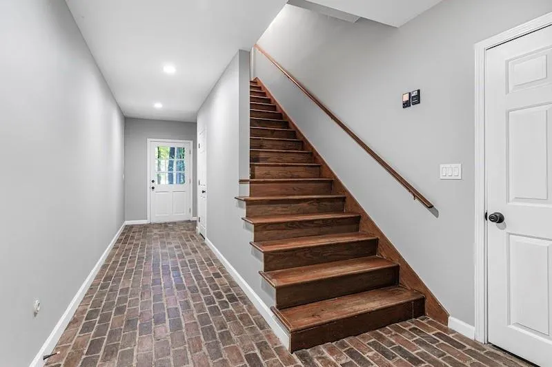 770 River Gate Drive, Atlanta, Georgia 30350, 5 Bedrooms Bedrooms, ,2 BathroomsBathrooms,Residential,Sold,770 River Gate Drive,7473577