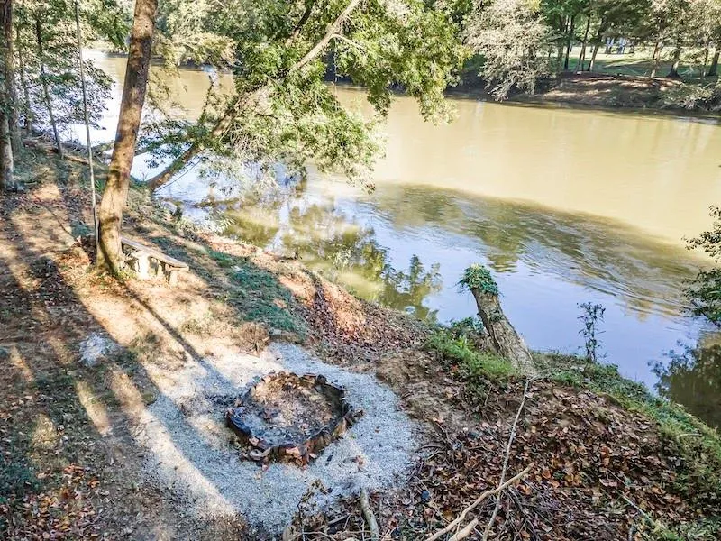 770 River Gate Drive, Atlanta, Georgia 30350, 5 Bedrooms Bedrooms, ,2 BathroomsBathrooms,Residential,Sold,770 River Gate Drive,7473577