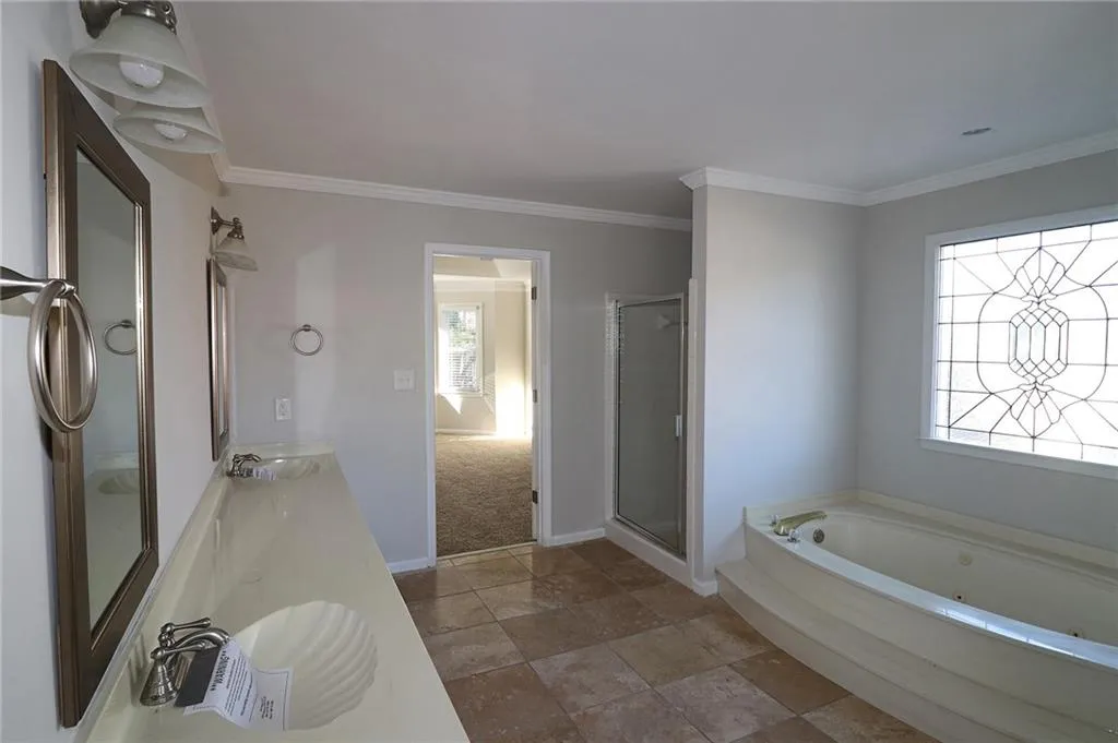2110 Dunwoody Heritage Drive, Sandy Springs, Georgia 30350, 6 Bedrooms Bedrooms, ,5 BathroomsBathrooms,Residential,Sold,2110 Dunwoody Heritage Drive,6695307