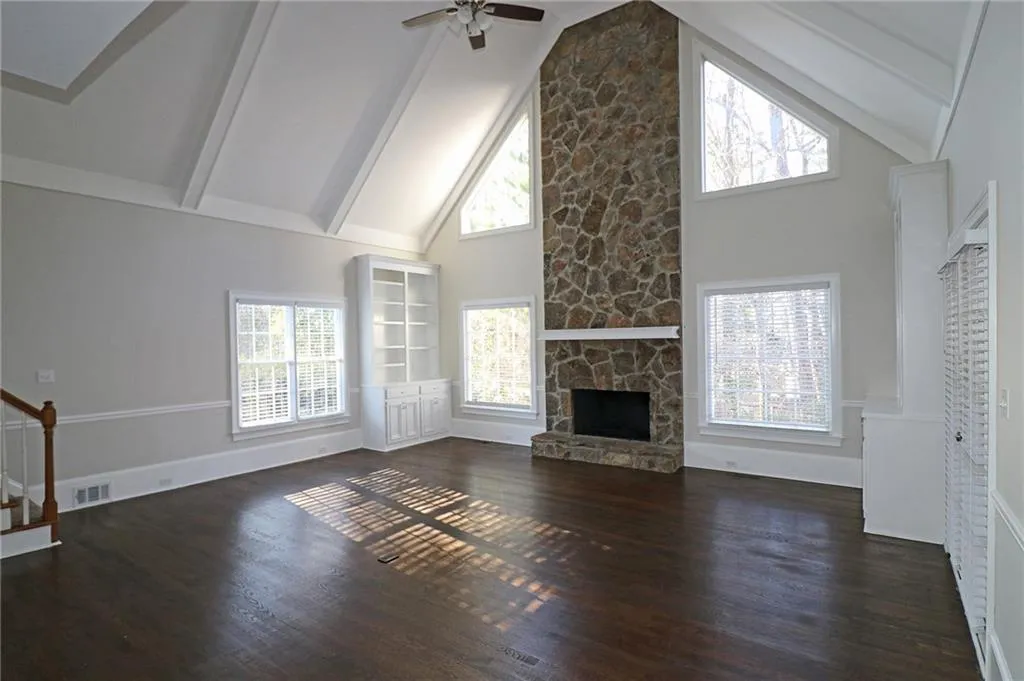 2110 Dunwoody Heritage Drive, Sandy Springs, Georgia 30350, 6 Bedrooms Bedrooms, ,5 BathroomsBathrooms,Residential,Sold,2110 Dunwoody Heritage Drive,6695307