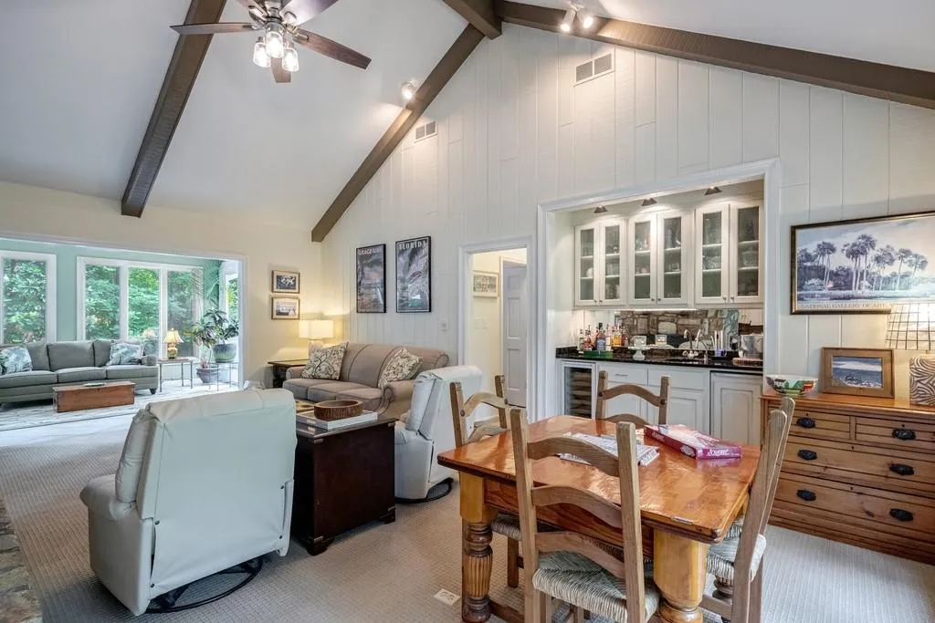 515 Valley Hall Drive, Sandy Springs, Georgia 30350, 5 Bedrooms Bedrooms, ,3 BathroomsBathrooms,Residential,Sold,515 Valley Hall Drive,7090212