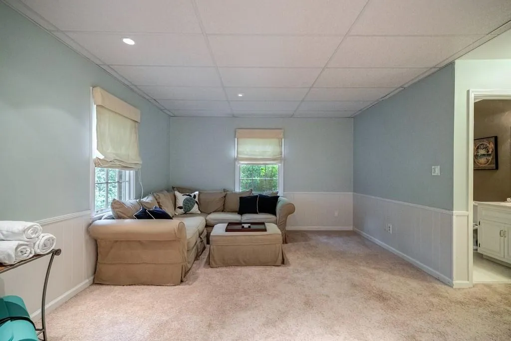 515 Valley Hall Drive, Sandy Springs, Georgia 30350, 5 Bedrooms Bedrooms, ,3 BathroomsBathrooms,Residential,Sold,515 Valley Hall Drive,7090212