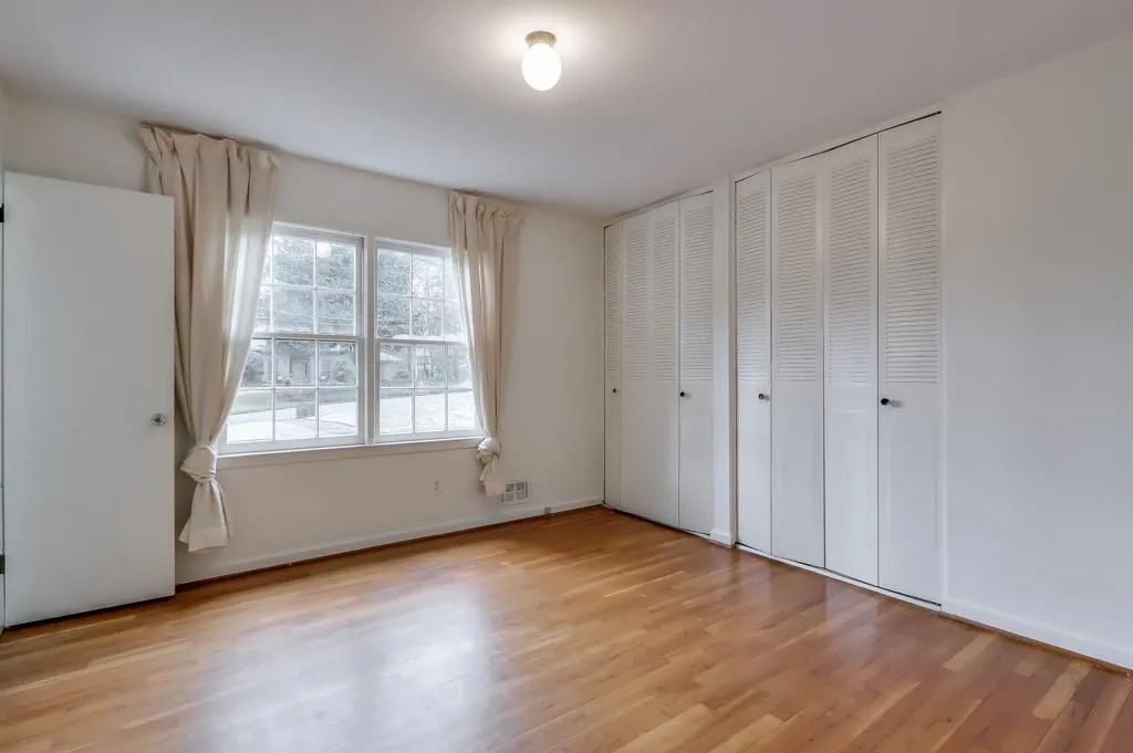 6605 Scott Valley Road, Sandy Springs, Georgia 30328, 3 Bedrooms Bedrooms, ,2 BathroomsBathrooms,Residential,Sold,6605 Scott Valley Road,7016748