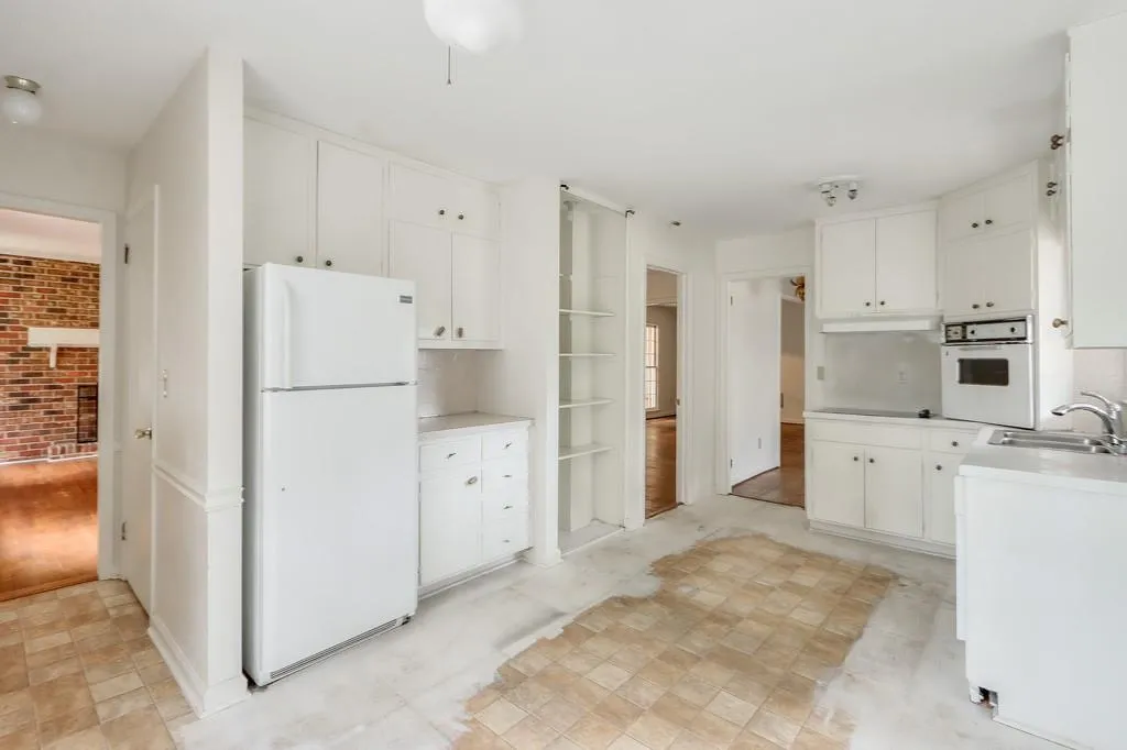 6605 Scott Valley Road, Sandy Springs, Georgia 30328, 3 Bedrooms Bedrooms, ,2 BathroomsBathrooms,Residential,Sold,6605 Scott Valley Road,7016748