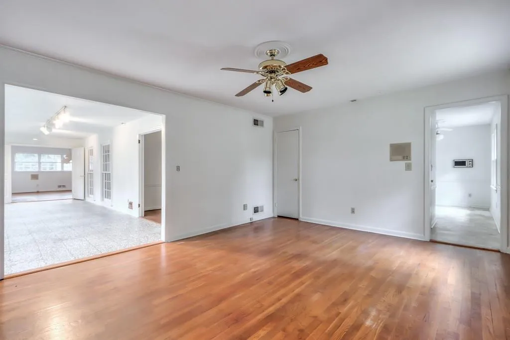 6605 Scott Valley Road, Sandy Springs, Georgia 30328, 3 Bedrooms Bedrooms, ,2 BathroomsBathrooms,Residential,Sold,6605 Scott Valley Road,7016748