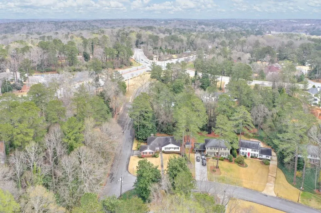 6605 Scott Valley Road, Sandy Springs, Georgia 30328, 3 Bedrooms Bedrooms, ,2 BathroomsBathrooms,Residential,Sold,6605 Scott Valley Road,7016748