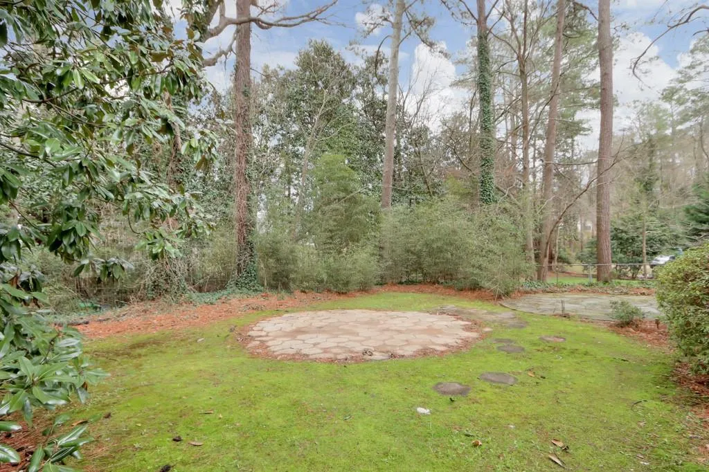 6605 Scott Valley Road, Sandy Springs, Georgia 30328, 3 Bedrooms Bedrooms, ,2 BathroomsBathrooms,Residential,Sold,6605 Scott Valley Road,7016748