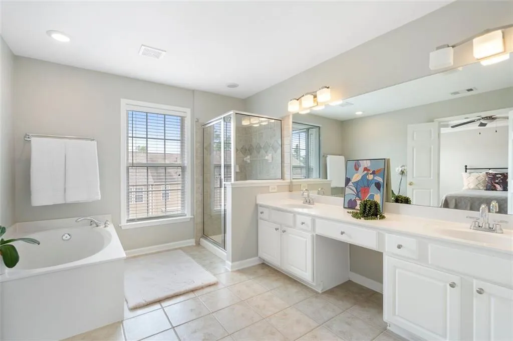 4855 Payson Terrace Se Unit 3, Atlanta, Georgia 30339, 3 Bedrooms Bedrooms, ,2 BathroomsBathrooms,Residential,For Sale,4855 Payson Terrace Se Unit 3,7586181