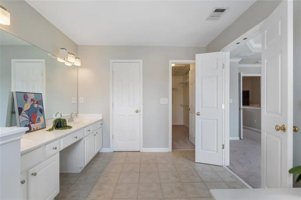 4855 Payson Terrace Se Unit 3, Atlanta, Georgia 30339, 3 Bedrooms Bedrooms, ,2 BathroomsBathrooms,Residential,For Sale,4855 Payson Terrace Se Unit 3,7586181