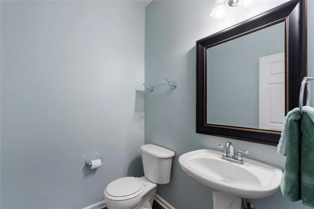 4855 Payson Terrace Se Unit 3, Atlanta, Georgia 30339, 3 Bedrooms Bedrooms, ,2 BathroomsBathrooms,Residential,For Sale,4855 Payson Terrace Se Unit 3,7586181