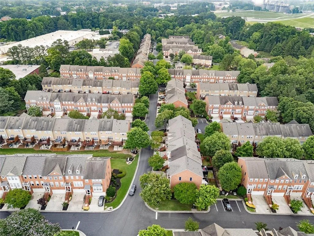 4855 Payson Terrace Se Unit 3, Atlanta, Georgia 30339, 3 Bedrooms Bedrooms, ,2 BathroomsBathrooms,Residential,For Sale,4855 Payson Terrace Se Unit 3,7586181