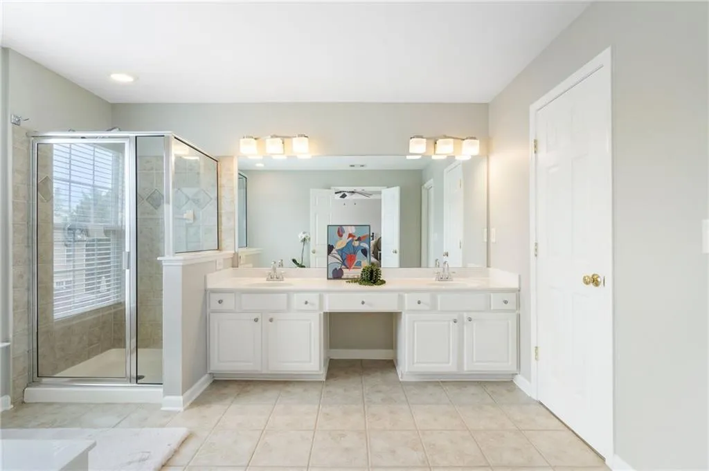 4855 Payson Terrace Se Unit 3, Atlanta, Georgia 30339, 3 Bedrooms Bedrooms, ,2 BathroomsBathrooms,Residential,For Sale,4855 Payson Terrace Se Unit 3,7586181
