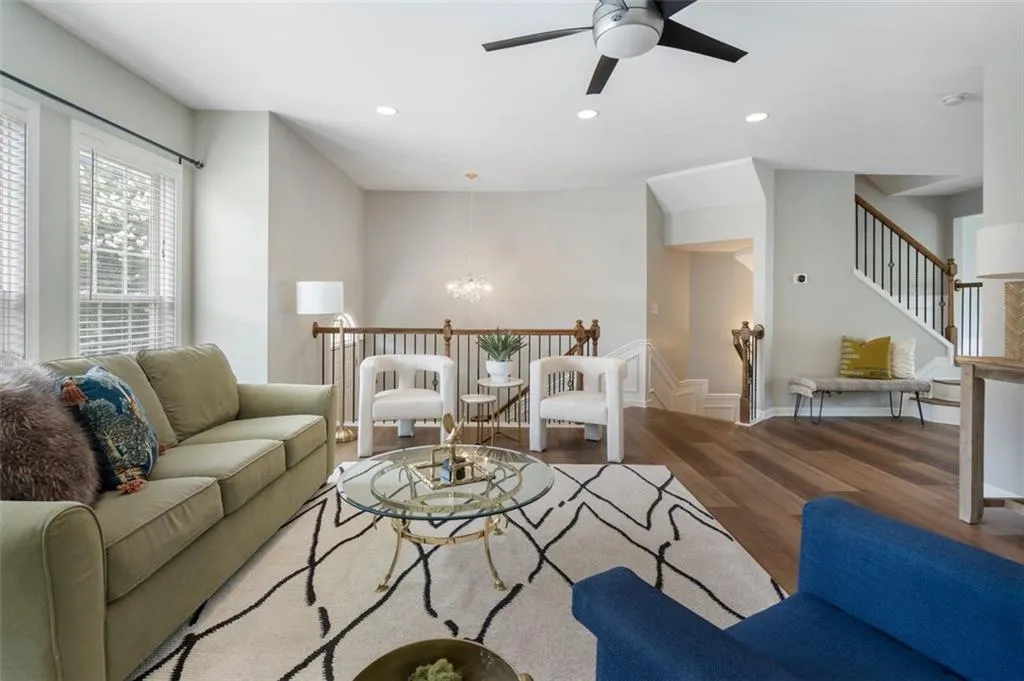 4855 Payson Terrace Se Unit 3, Atlanta, Georgia 30339, 3 Bedrooms Bedrooms, ,2 BathroomsBathrooms,Residential,For Sale,4855 Payson Terrace Se Unit 3,7586181
