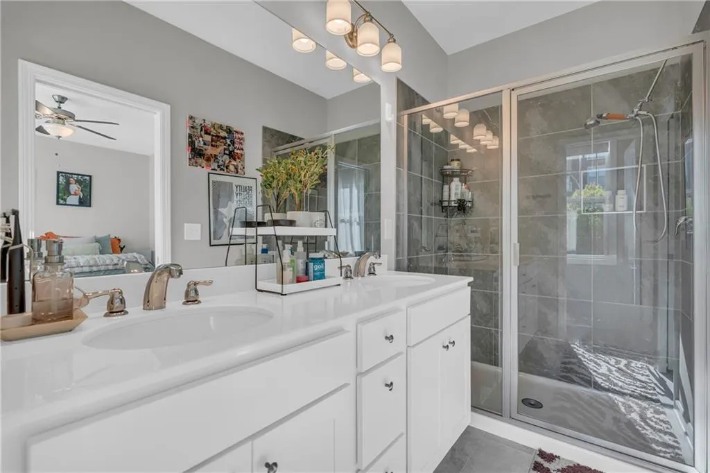 1954 Sanford Drive, Atlanta, Georgia 30318, 3 Bedrooms Bedrooms, ,2 BathroomsBathrooms,Residential,For Sale,1954 Sanford Drive,7663847