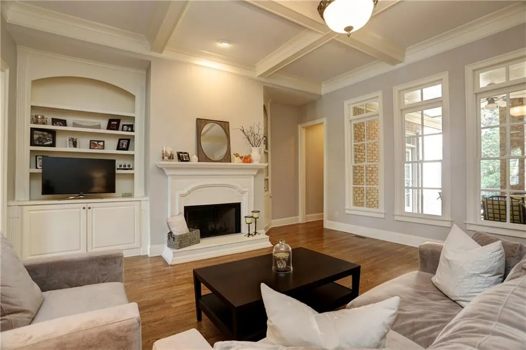 755 Estate Way, Sandy Springs, Georgia 30319, 6 Bedrooms Bedrooms, ,5 BathroomsBathrooms,Residential,Sold,755 Estate Way,5607238