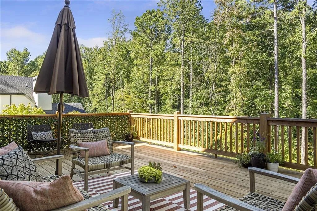 5220 Timber Trail S, Sandy Springs, Georgia 30342, 5 Bedrooms Bedrooms, ,3 BathroomsBathrooms,Residential,Sold,5220 Timber Trail S,6949283