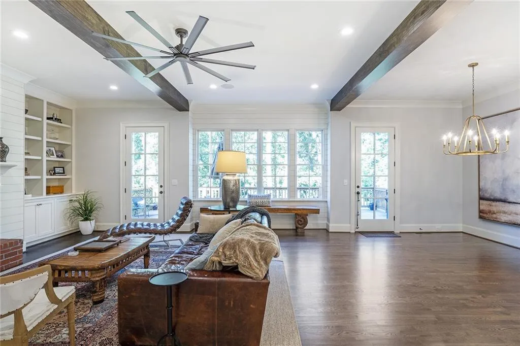 5220 Timber Trail S, Sandy Springs, Georgia 30342, 5 Bedrooms Bedrooms, ,3 BathroomsBathrooms,Residential,Sold,5220 Timber Trail S,6949283
