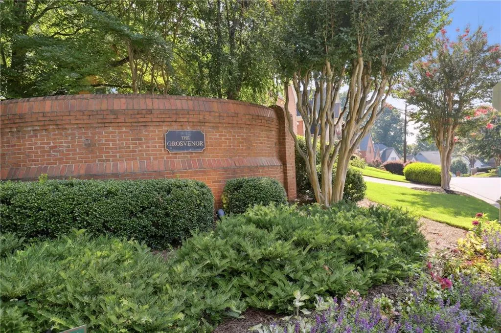 130 Grosvenor Place, Sandy Springs, Georgia 30328, 3 Bedrooms Bedrooms, ,2 BathroomsBathrooms,Residential,Sold,130 Grosvenor Place,7078512