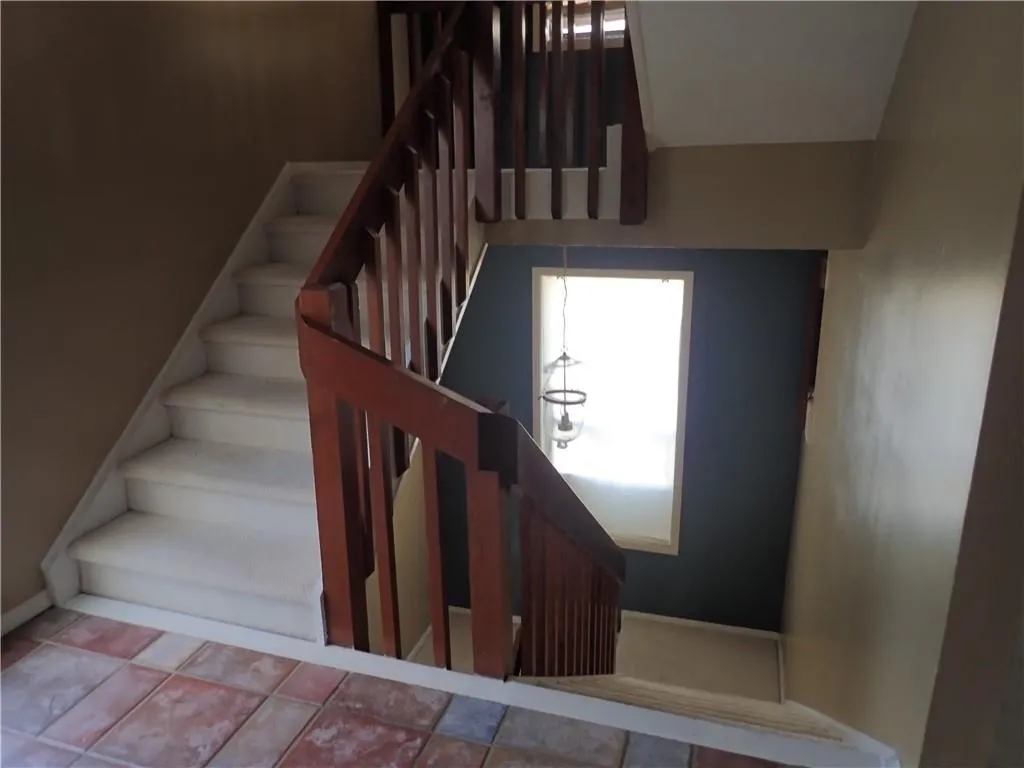 406 River Run Drive, Sandy Springs, Georgia 30350, 2 Bedrooms Bedrooms, ,2 BathroomsBathrooms,Residential,Sold,406 River Run Drive,6504963