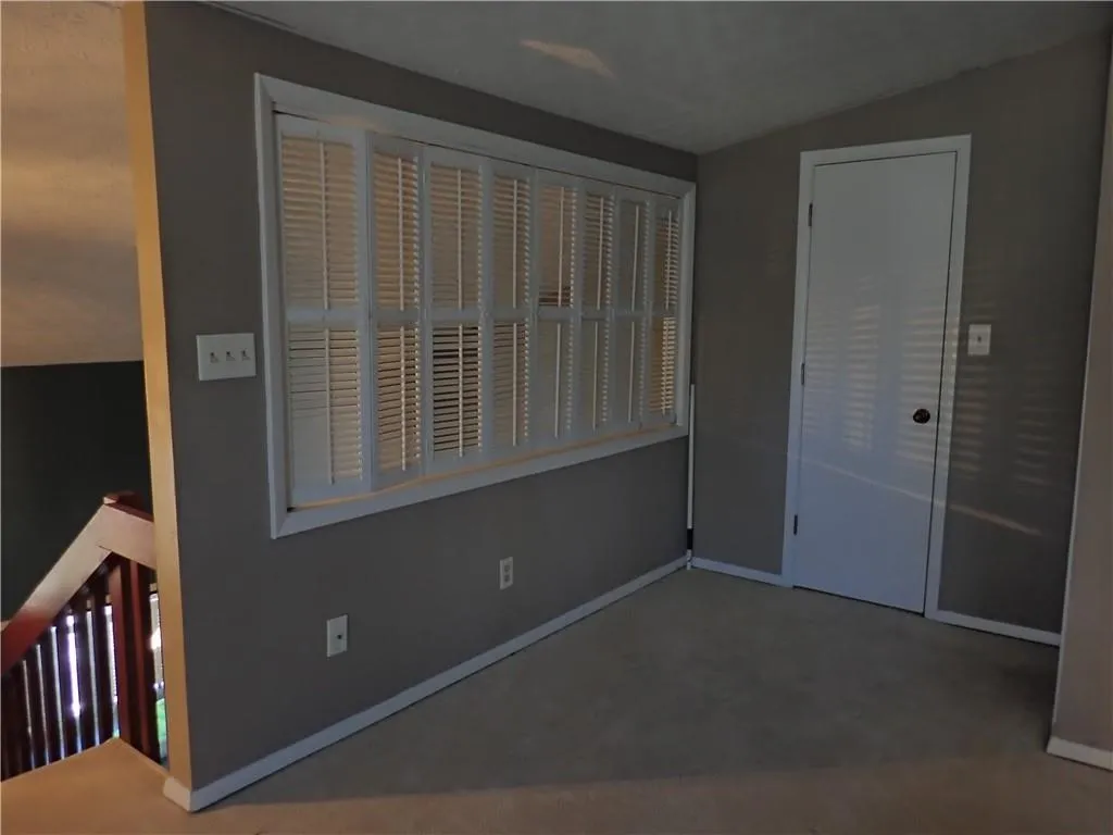 406 River Run Drive, Sandy Springs, Georgia 30350, 2 Bedrooms Bedrooms, ,2 BathroomsBathrooms,Residential,Sold,406 River Run Drive,6504963