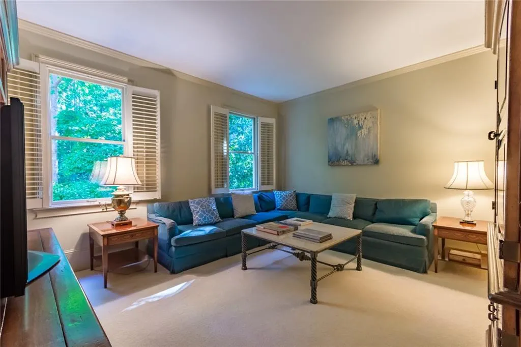 5625 Errol Place, Atlanta, Georgia 30327, 5 Bedrooms Bedrooms, ,5 BathroomsBathrooms,Residential,Sold,5625 Errol Place,6603594