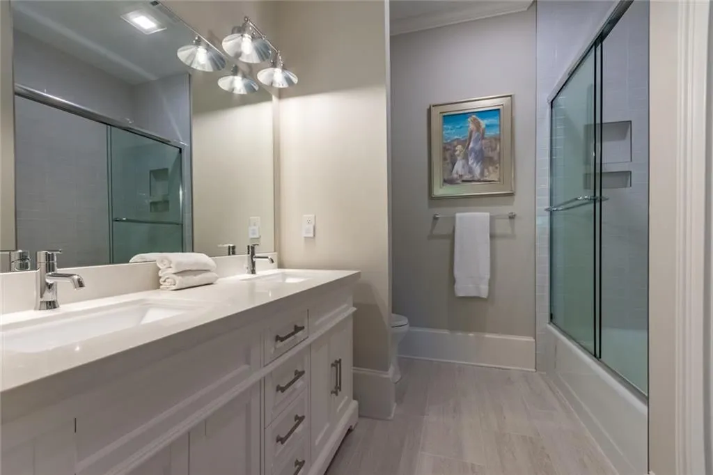 5625 Errol Place, Atlanta, Georgia 30327, 5 Bedrooms Bedrooms, ,5 BathroomsBathrooms,Residential,Sold,5625 Errol Place,6603594