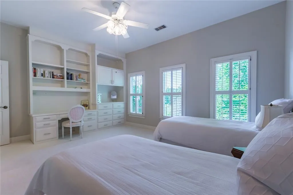 5625 Errol Place, Atlanta, Georgia 30327, 5 Bedrooms Bedrooms, ,5 BathroomsBathrooms,Residential,Sold,5625 Errol Place,6603594