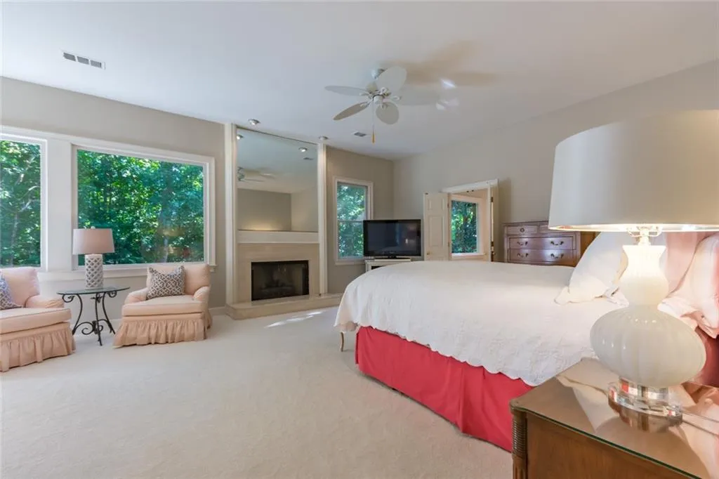 5625 Errol Place, Atlanta, Georgia 30327, 5 Bedrooms Bedrooms, ,5 BathroomsBathrooms,Residential,Sold,5625 Errol Place,6603594