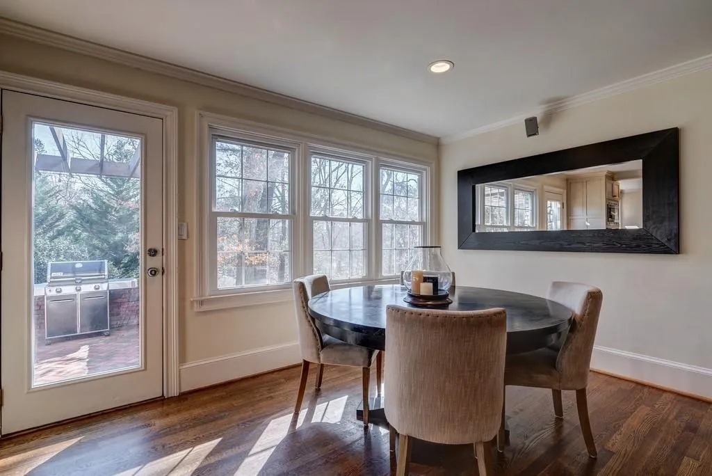 545 Forestdale Drive, Atlanta, Georgia 30342, 3 Bedrooms Bedrooms, ,3 BathroomsBathrooms,Residential,Sold,545 Forestdale Drive,6561446