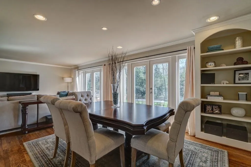 545 Forestdale Drive, Atlanta, Georgia 30342, 3 Bedrooms Bedrooms, ,3 BathroomsBathrooms,Residential,Sold,545 Forestdale Drive,6561446