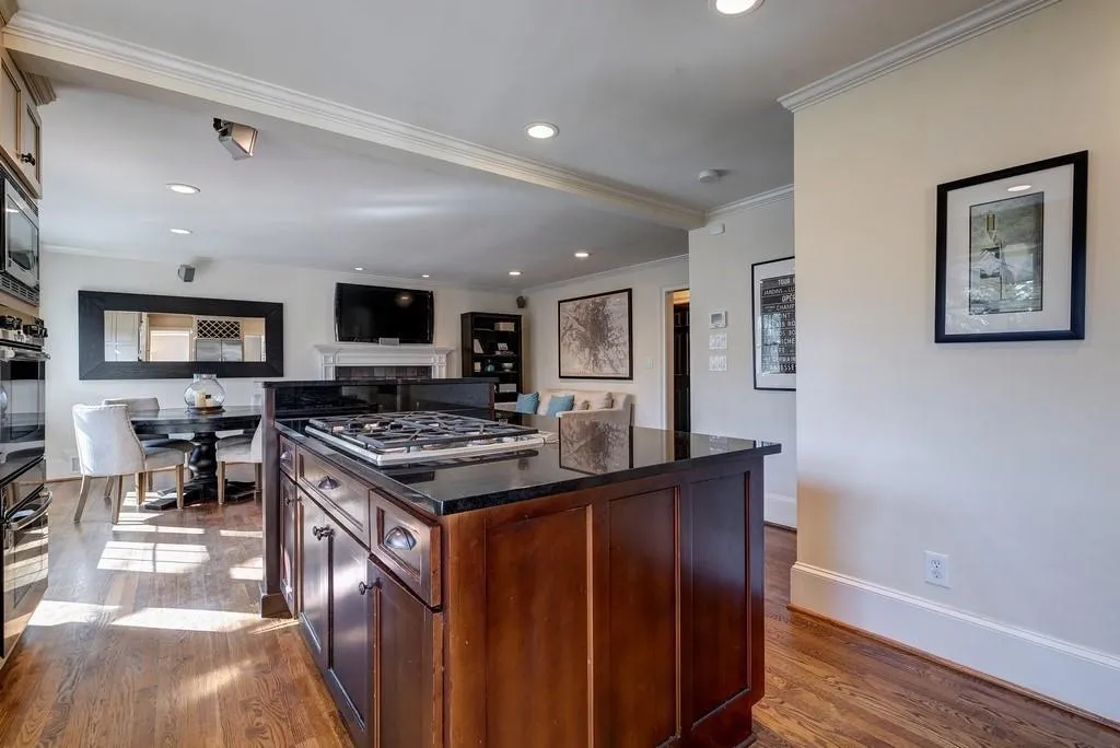 545 Forestdale Drive, Atlanta, Georgia 30342, 3 Bedrooms Bedrooms, ,3 BathroomsBathrooms,Residential,Sold,545 Forestdale Drive,6561446