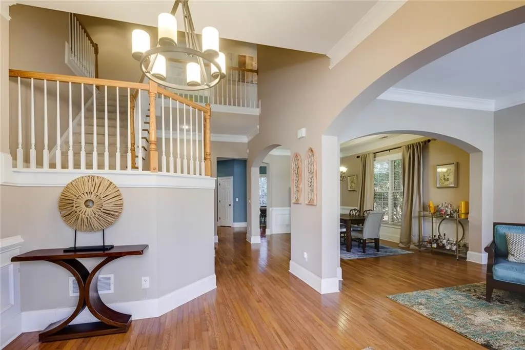 560 Wembley Circle, Sandy Springs, Georgia 30328, 4 Bedrooms Bedrooms, ,3 BathroomsBathrooms,Residential,Sold,560 Wembley Circle,7185649