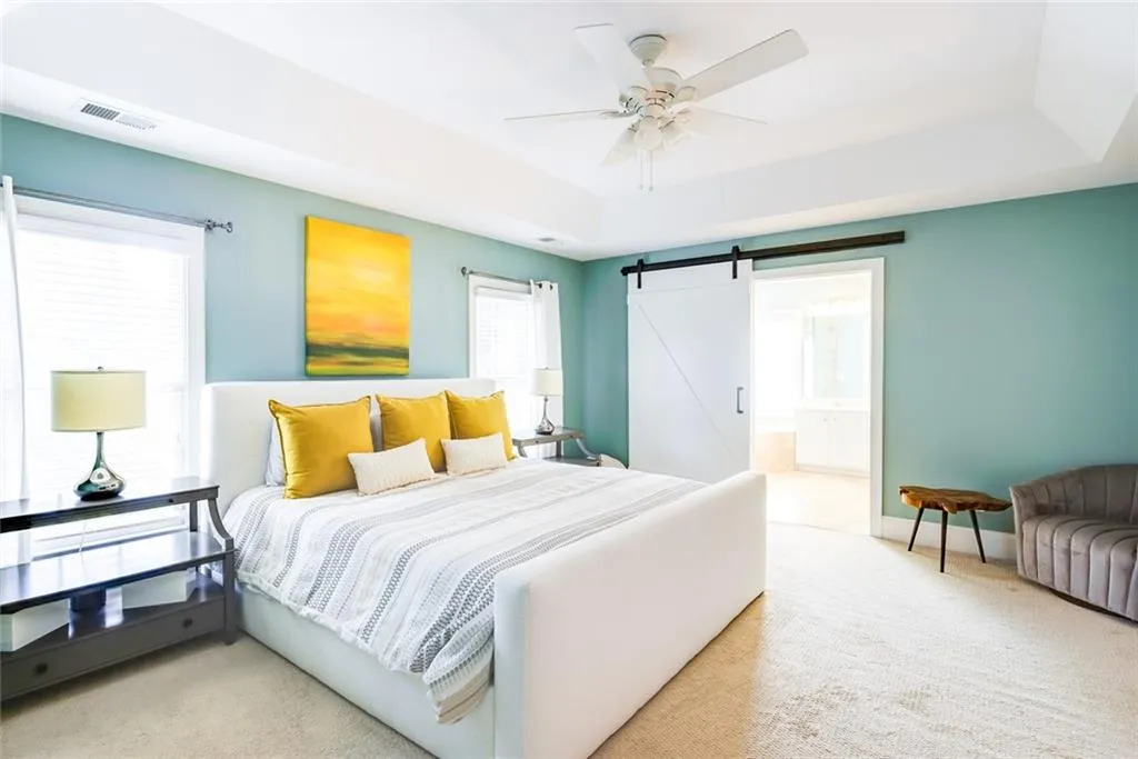 560 Wembley Circle, Sandy Springs, Georgia 30328, 4 Bedrooms Bedrooms, ,3 BathroomsBathrooms,Residential,Sold,560 Wembley Circle,7185649