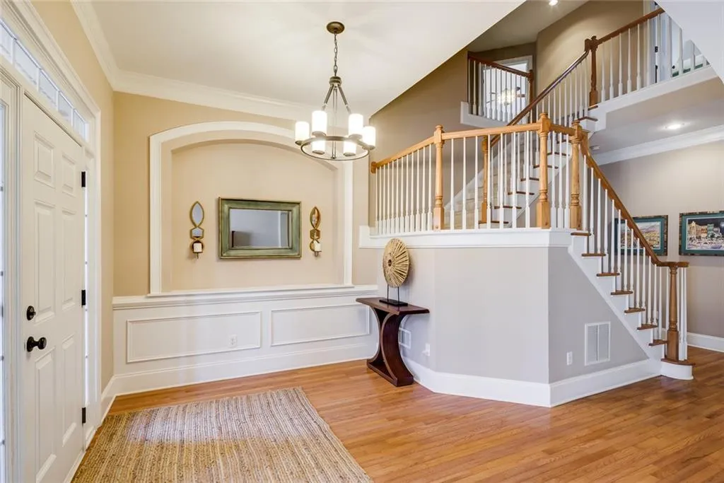 560 Wembley Circle, Sandy Springs, Georgia 30328, 4 Bedrooms Bedrooms, ,3 BathroomsBathrooms,Residential,Sold,560 Wembley Circle,7185649