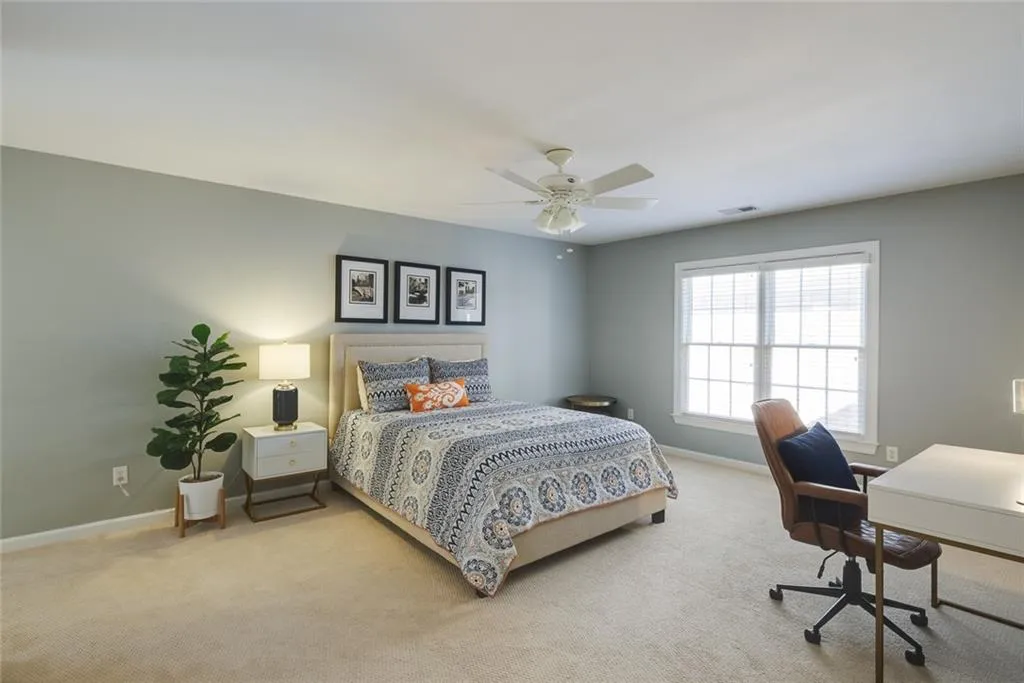 560 Wembley Circle, Sandy Springs, Georgia 30328, 4 Bedrooms Bedrooms, ,3 BathroomsBathrooms,Residential,Sold,560 Wembley Circle,7185649