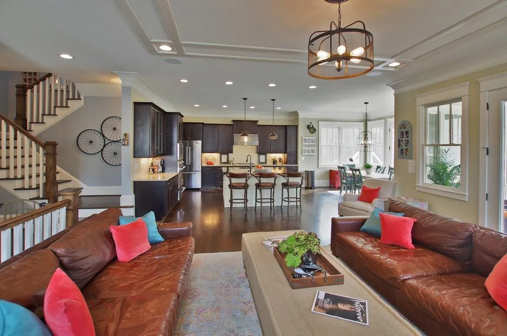 1894 Wellbourne Drive Ne, Atlanta, Georgia 30324, 6 Bedrooms Bedrooms, ,6 BathroomsBathrooms,Residential,Sold,1894 Wellbourne Drive Ne,5823551