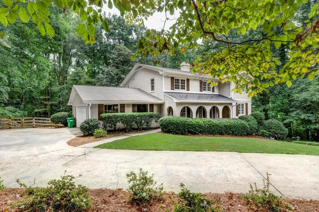 560 Coldstream Court, Atlanta, Georgia 30328, 4 Bedrooms Bedrooms, ,3 BathroomsBathrooms,Residential,Sold,560 Coldstream Court,6948686