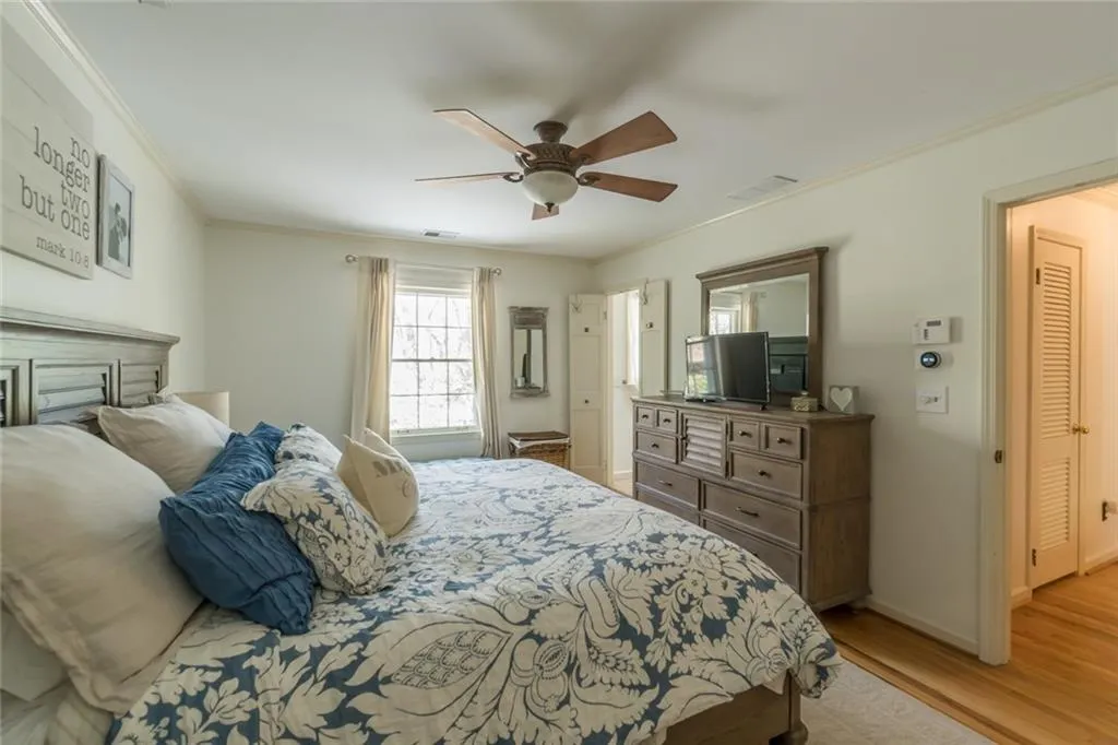 7220 Twin Branch Road, Atlanta, Georgia 30328, 4 Bedrooms Bedrooms, ,2 BathroomsBathrooms,Residential,Sold,7220 Twin Branch Road,6866817