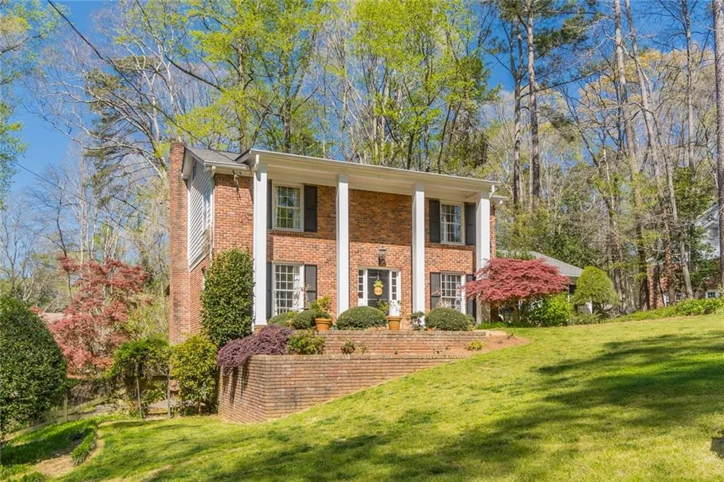 7220 Twin Branch Road, Atlanta, Georgia 30328, 4 Bedrooms Bedrooms, ,2 BathroomsBathrooms,Residential,Sold,7220 Twin Branch Road,6866817