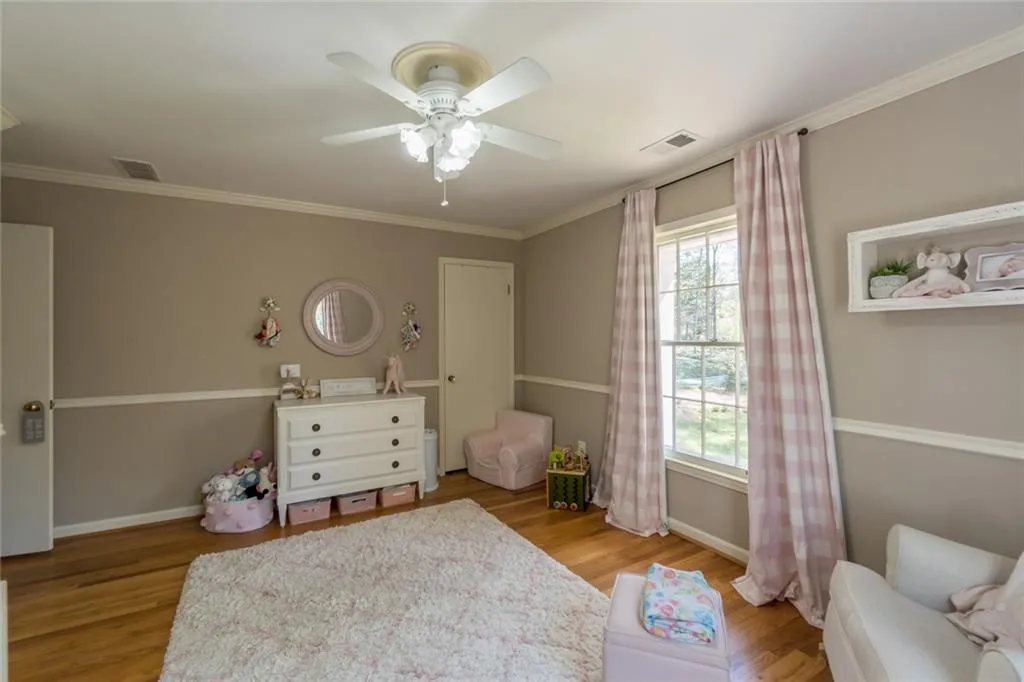 7220 Twin Branch Road, Atlanta, Georgia 30328, 4 Bedrooms Bedrooms, ,2 BathroomsBathrooms,Residential,Sold,7220 Twin Branch Road,6866817