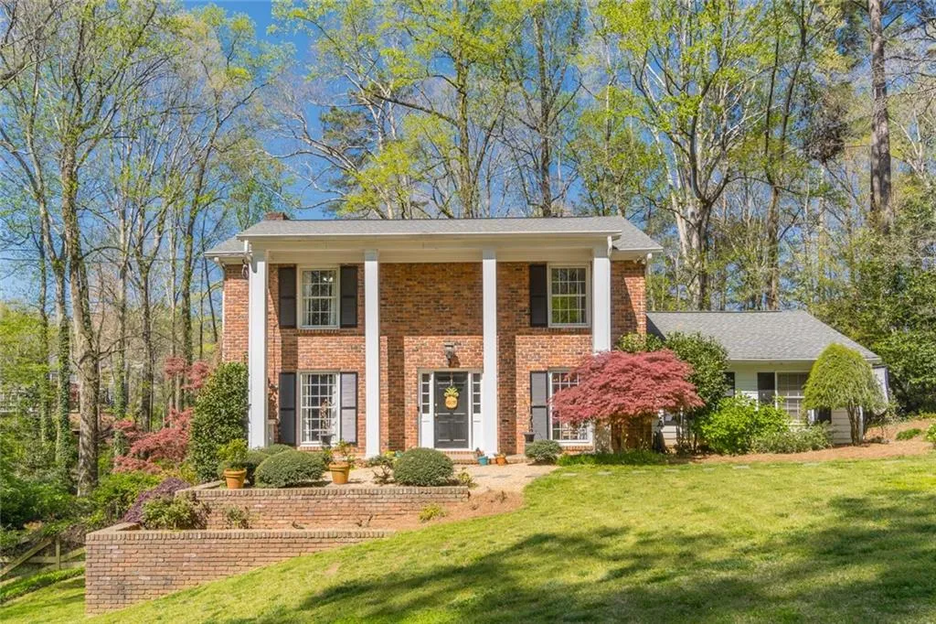 7220 Twin Branch Road, Atlanta, Georgia 30328, 4 Bedrooms Bedrooms, ,2 BathroomsBathrooms,Residential,Sold,7220 Twin Branch Road,6866817
