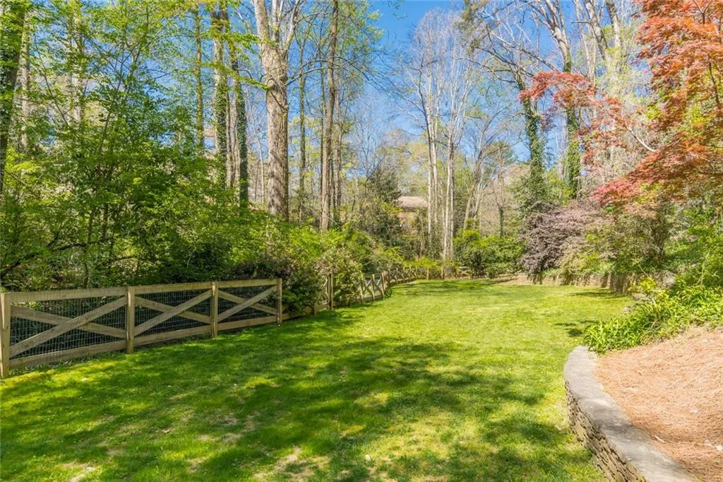 7220 Twin Branch Road, Atlanta, Georgia 30328, 4 Bedrooms Bedrooms, ,2 BathroomsBathrooms,Residential,Sold,7220 Twin Branch Road,6866817