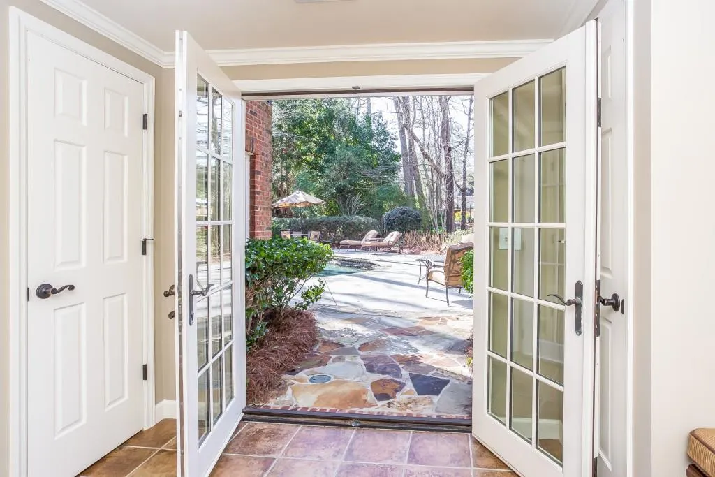 1650 Lazy River Lane, Sandy Springs, Georgia 30350, 5 Bedrooms Bedrooms, ,5 BathroomsBathrooms,Residential,Sold,1650 Lazy River Lane,5789967