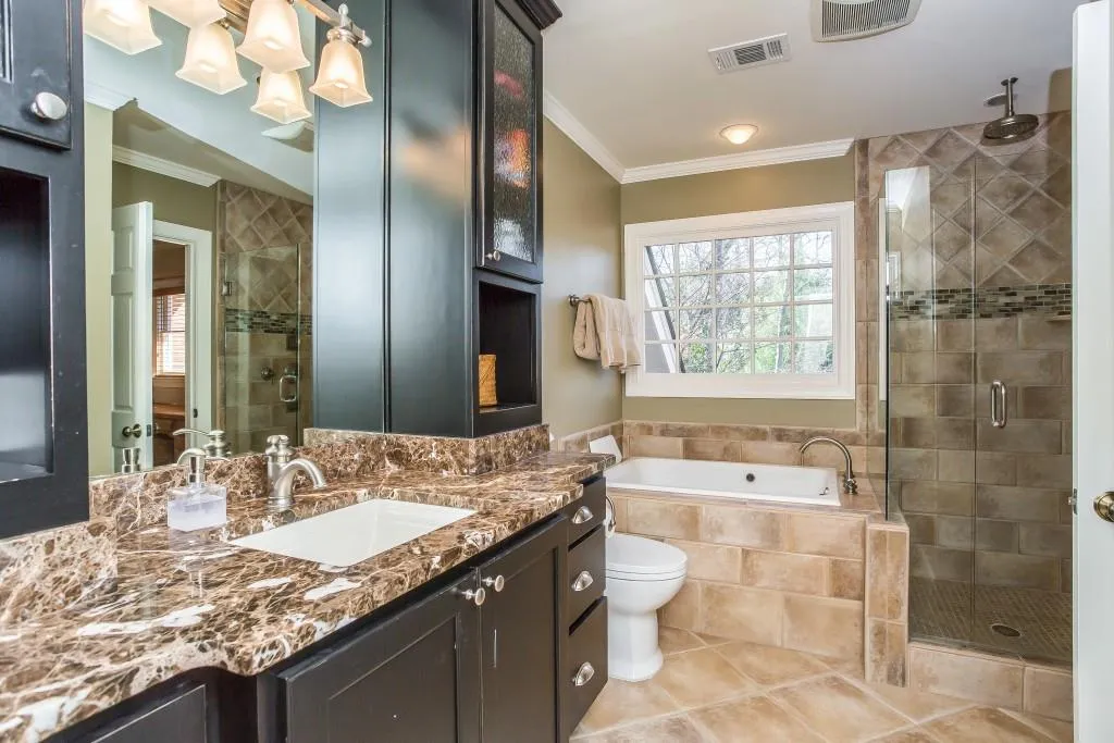 1650 Lazy River Lane, Sandy Springs, Georgia 30350, 5 Bedrooms Bedrooms, ,5 BathroomsBathrooms,Residential,Sold,1650 Lazy River Lane,5789967