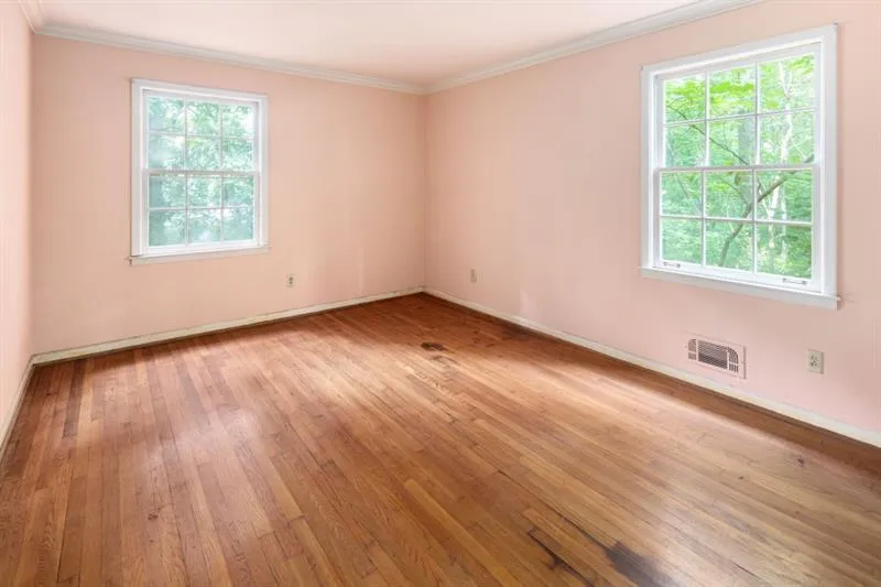 7165 Brandon Mill Road, Sandy Springs, Georgia 30328, 5 Bedrooms Bedrooms, ,3 BathroomsBathrooms,Residential,Sold,7165 Brandon Mill Road,6935815