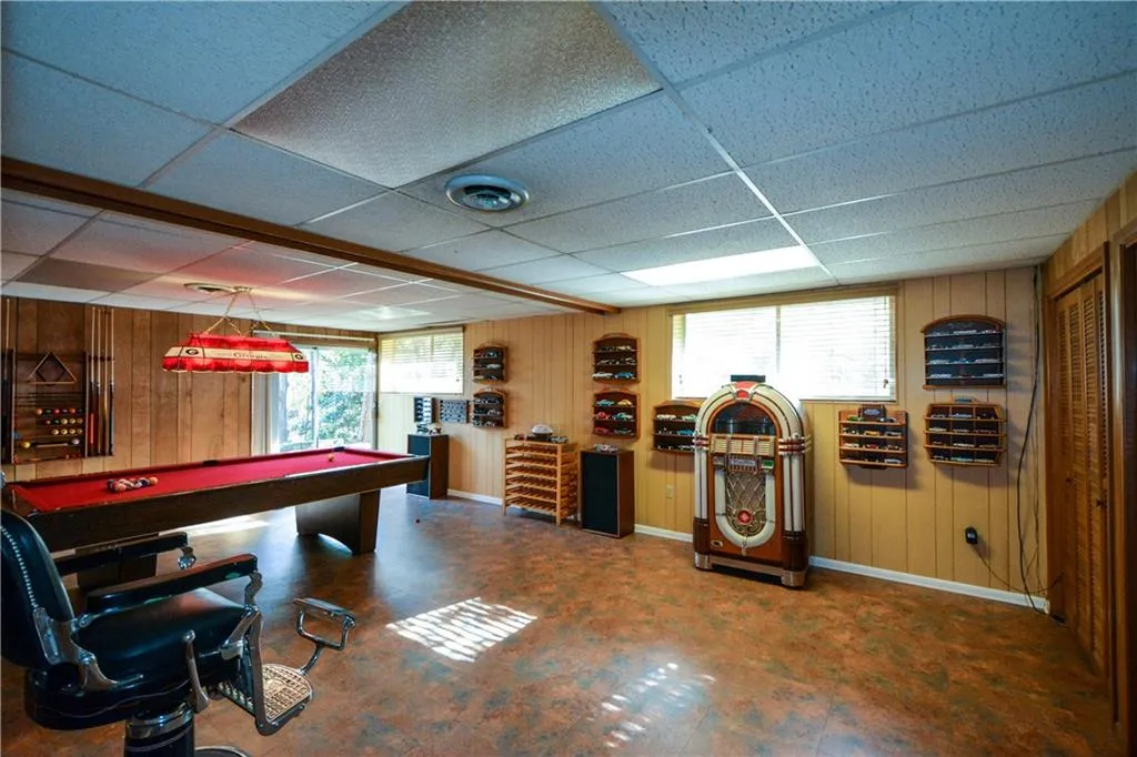 645 River Valley Road, Sandy Springs, Georgia 30328, 4 Bedrooms Bedrooms, ,3 BathroomsBathrooms,Residential,Sold,645 River Valley Road,6651392