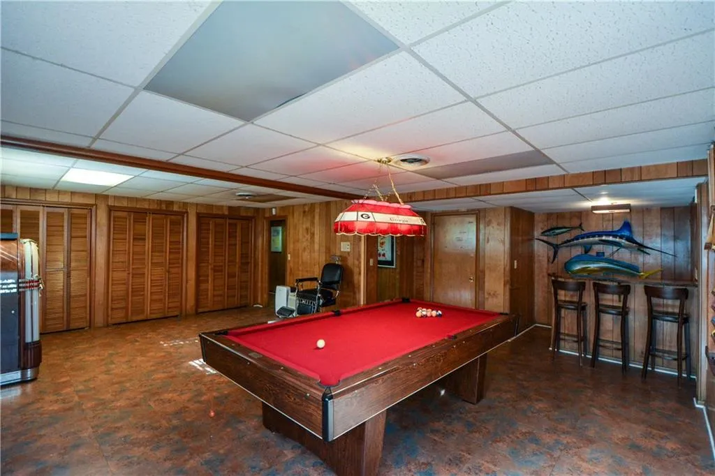 645 River Valley Road, Sandy Springs, Georgia 30328, 4 Bedrooms Bedrooms, ,3 BathroomsBathrooms,Residential,Sold,645 River Valley Road,6651392