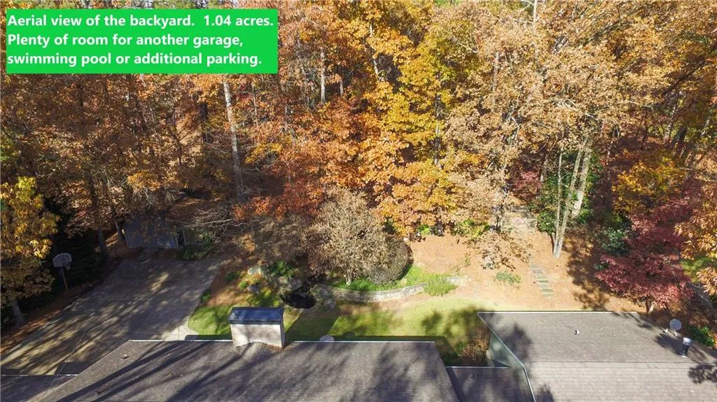 645 River Valley Road, Sandy Springs, Georgia 30328, 4 Bedrooms Bedrooms, ,3 BathroomsBathrooms,Residential,Sold,645 River Valley Road,6651392